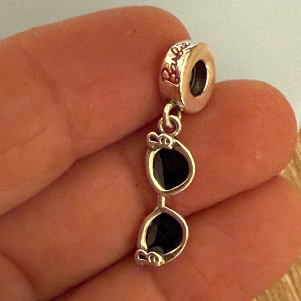 Barbie Black And Silver Sunglasses Charm 31$